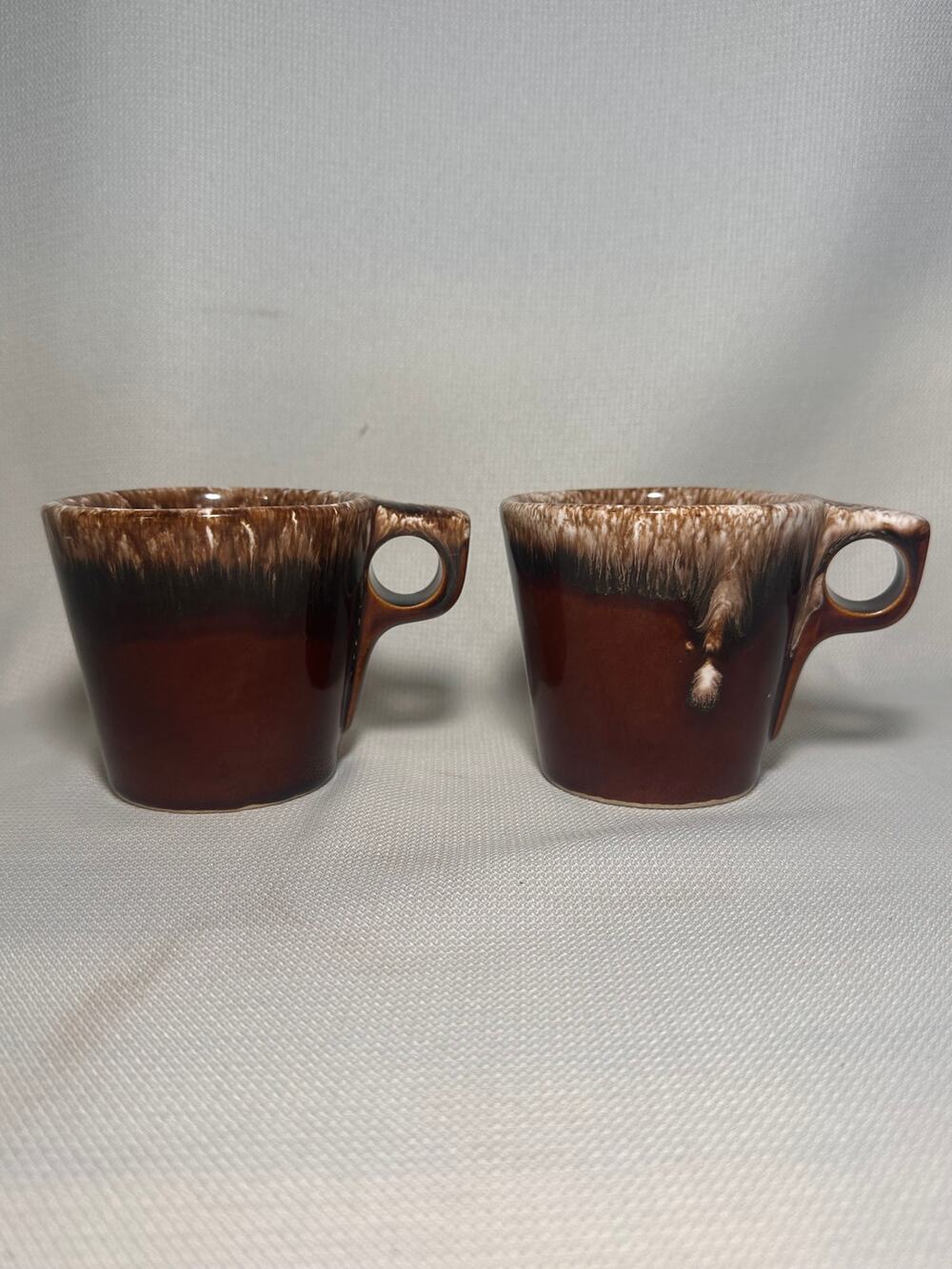 Set of 2 Vintage Hull Pottery Brown Drip Glaze Pottery Mugs Oven Proof USA 8 oz